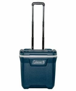 Cooling Coleman 28QT Xtreme™ Wheeled Cooler