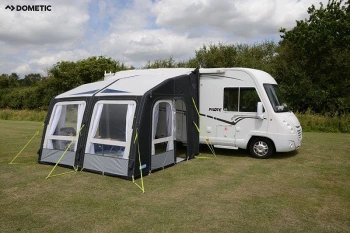 Dometic Rally Air Pro 260 Drivewaway Awning