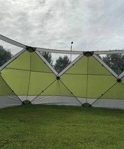 Quest Screen Shield Windbreak (2022)